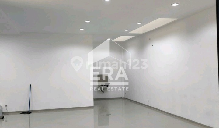 Minimalist House Ready to Occupy, Strategic Location on Sayap Buah Batu