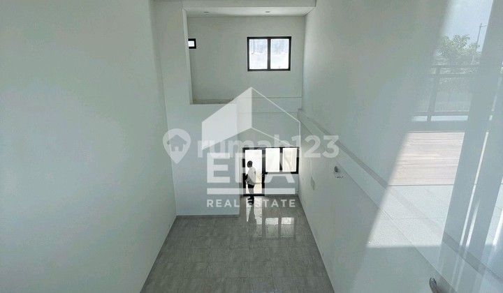 Ruko Siap Pakai Cocok Untuk Usaha di Podomoro Park Bandung 2