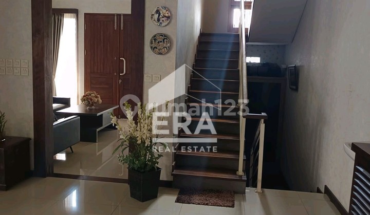 Beautiful, Safe, and Comfortable House in Cikutra, Bandung 2