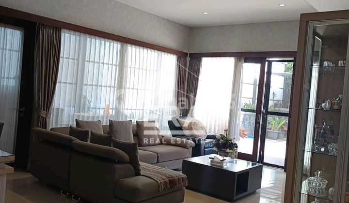 Beautiful, Safe, and Comfortable House in Cikutra, Bandung