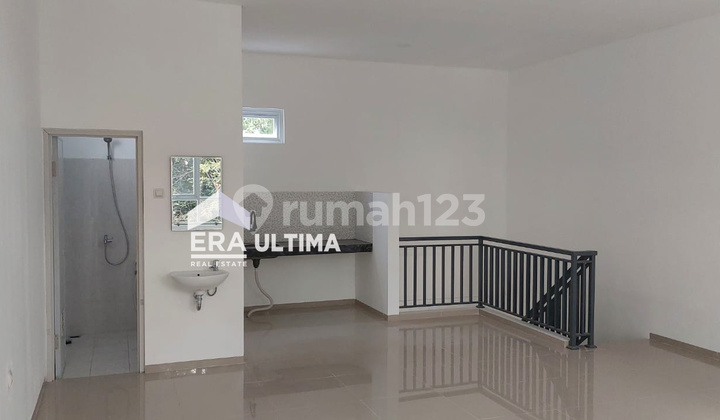 Disewakan Ruko Strategis di Mainroad Sarijadi Bandung