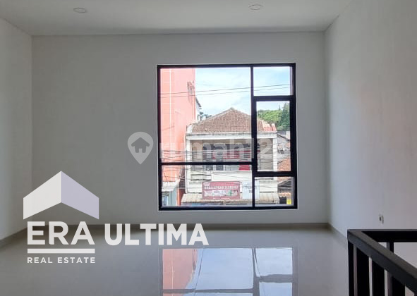 Good Ready-to-Use Shop House with a Strategic Location in Lembang, Bandung. Good Ready-to-Use Shop House with a Strategic Location in Lembang, Bandung.