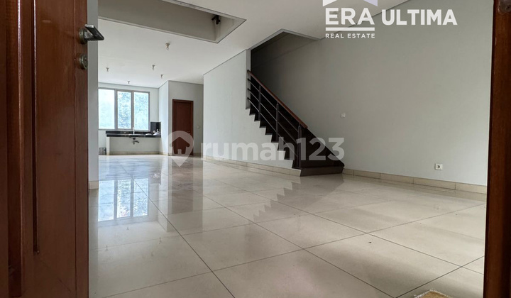 Sewa Ruko Siap Pakai View Kolam Renang di Pasteur Bandung Sewa Ruko Siap Pakai View Kolam Renang di Pasteur Bandung