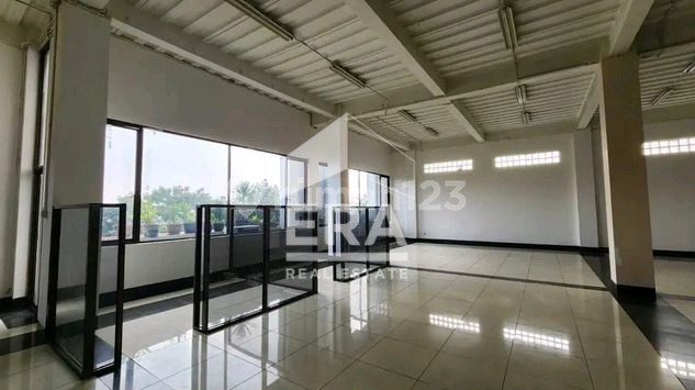 Ruko Strategis Siap Pakai di Soekarno Hatta, Bandung Kota 2
