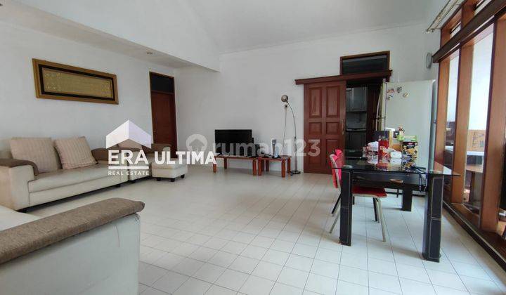 Rumah Semi Furnished Terawat Nyaman di Turangga 1