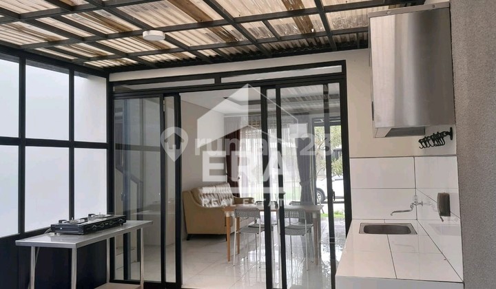 Rumah Nyaman Dekat Taman di Kota Baru Parahyangan 2