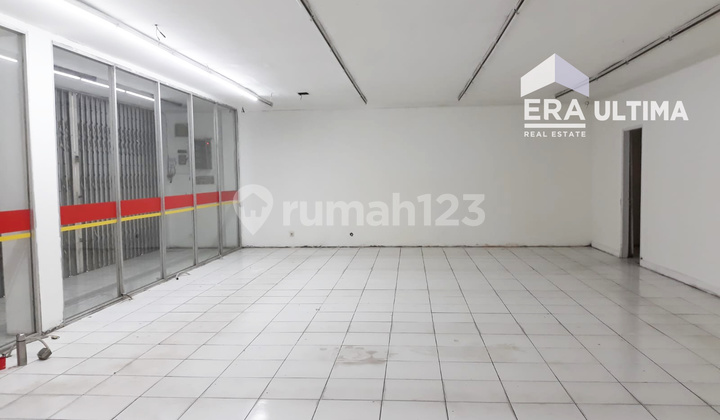 Ruko Terawat Siap Huni Cocok Untuk Minimarket di Pajajaran Ruko Terawat Siap Huni Cocok Untuk Minimarket di Pajajaran