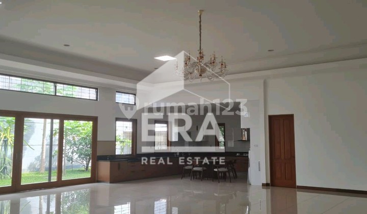 Large Good House Cool Environment Ready to Live in Setiabudi 2