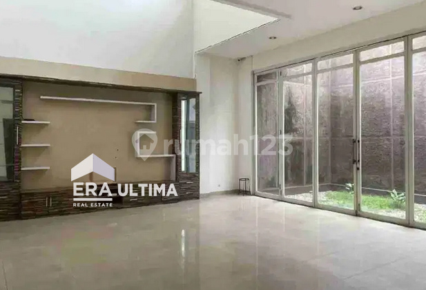 Rumah Strategis Siap Huni di Komplek Mekar Wangi Bandung Rumah Strategis Siap Huni di Komplek Mekar Wangi Bandung