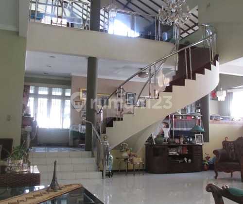 2.5-Story Luxury House Near Pasteur Toll Gate, North Bandung 2
