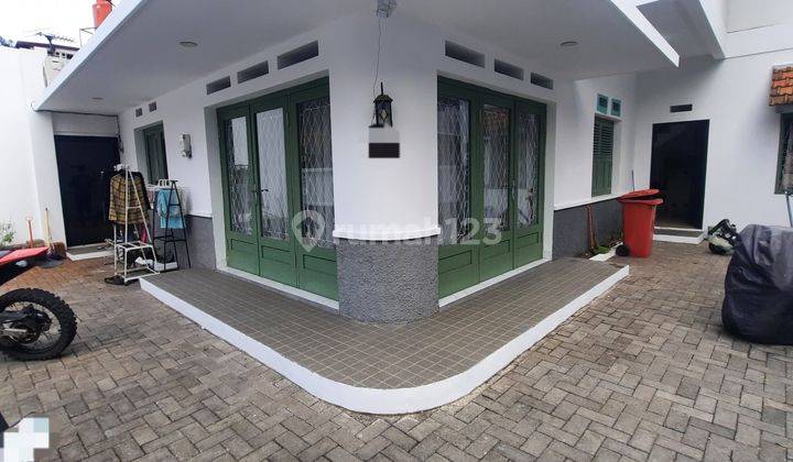 Rumah usaha 12 kamar di pusat kota bandung 1