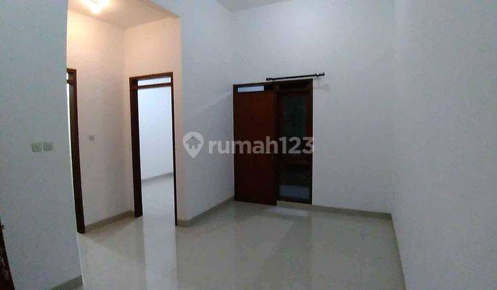 Rumah Bagus Minimalis Dalam Komplek Antapani Bandung 2