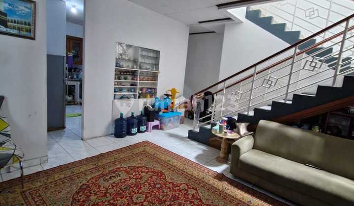 Rumah 2 Lantai Siap Huni di Jalan Kembar Bandung Rumah 2 Lantai Siap Huni di Jalan Kembar Bandung