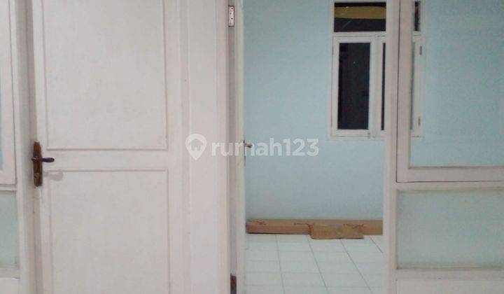 Rumah 2 Lantai Nyaman di Mainroad Kolonel Masturi Cimahi Utara 2