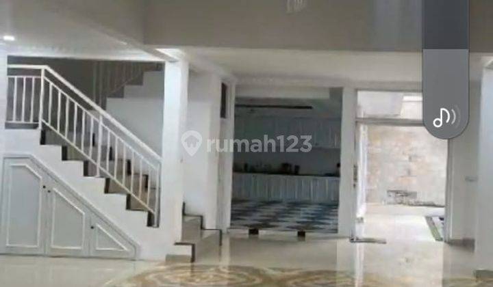 Rumah Mewah Modern Klasik Dalam Komplek di Bojongsoang 1