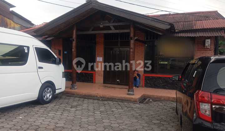 Strategic Single-Story Commercial Space in Soekarno Hatta Bandung Strategic Single-Story Commercial Space in Soekarno Hatta Bandung