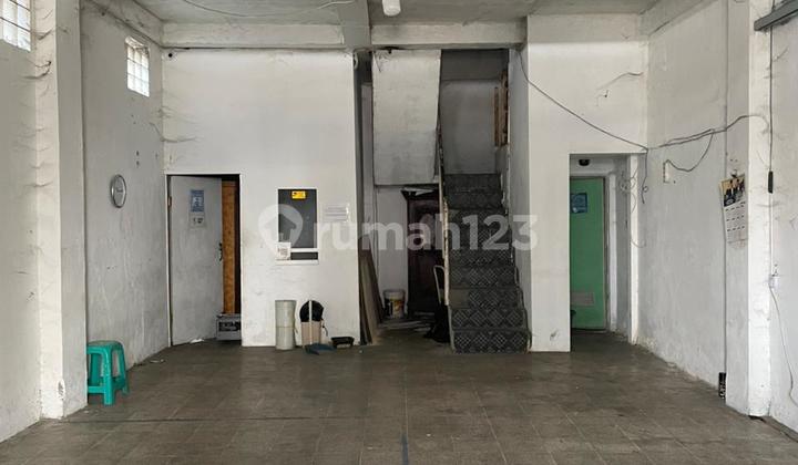 Ruko Butuh Minim Renovasi 210 m2 SHM Astanaanyar, Bandung