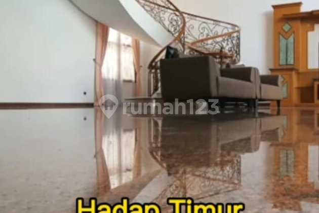 Rumah Besar Mewah Siap Huni di Setiabudi Regency Bandung 2