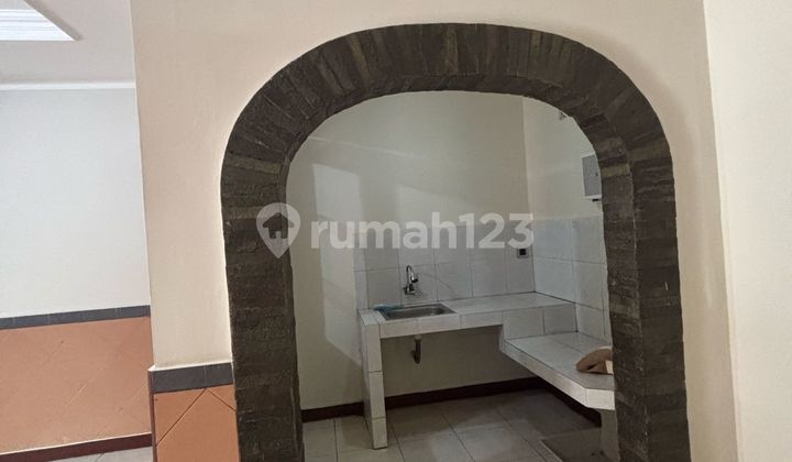 Rumah 2 Lantai Dekat ke Velodrome Cimahi Tengah Rumah 2 Lantai Dekat ke Velodrome Cimahi Tengah