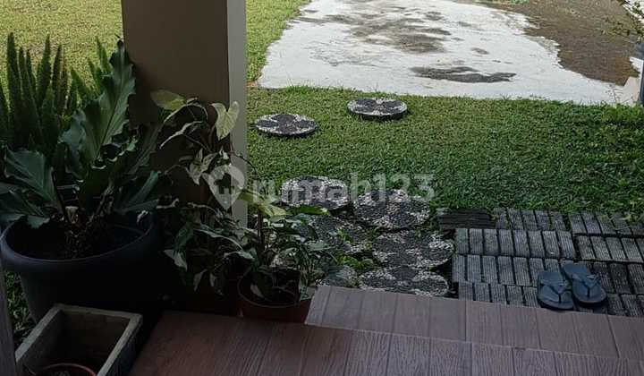 Rumah 2 Lantai Dekat Tol Pasteur Siap Huni