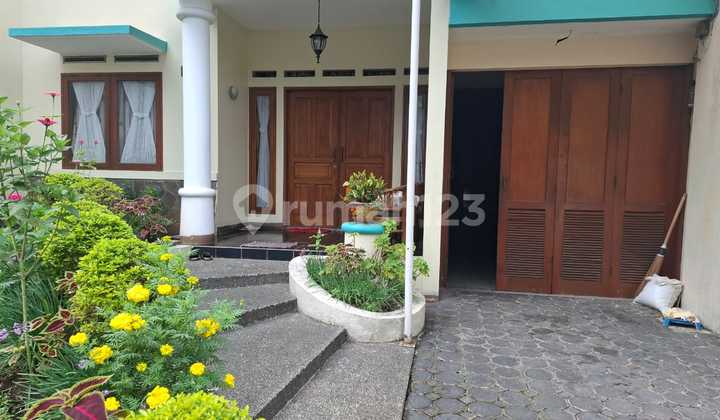 Rumah siap huni dekat univ Maranatha Bandung utara Rumah siap huni dekat univ Maranatha Bandung utara