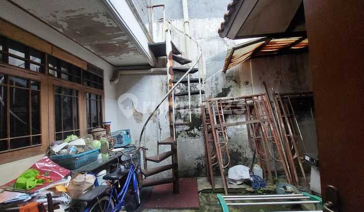 Rumah Strategis Dekat Langlang Buana Pusat Kota Bandung 2