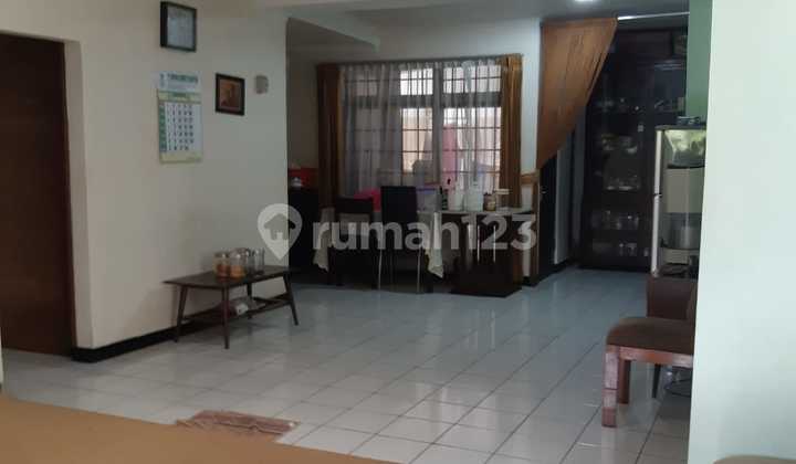 Spacious Strategic House Near Pasteur Toll Gate North Bandung 2