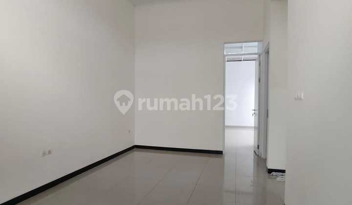 Minimalist House Ready for Occupancy in Taman Kopo Indah Tki 5