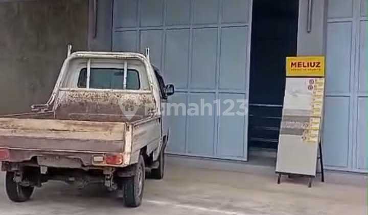 Ruang Usaha Hoek Siap Pakai di Arcamanik Bandung