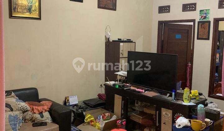 Strategic Ready-to-Occupy House in Sayap Supratman Bandung Strategic Ready-to-Occupy House in Sayap Supratman Bandung