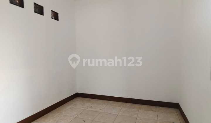 Ready-to-Live Home in Taman Kopo Indah Tki 3 2