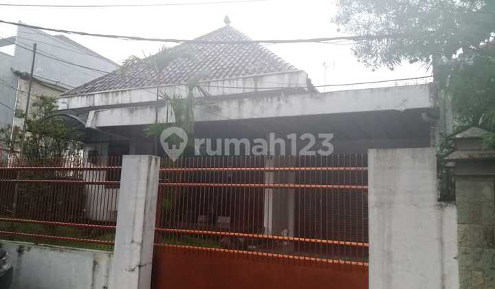 Rumah Strategis Siap Huni di Gatot Subroto Bandung pusat 1