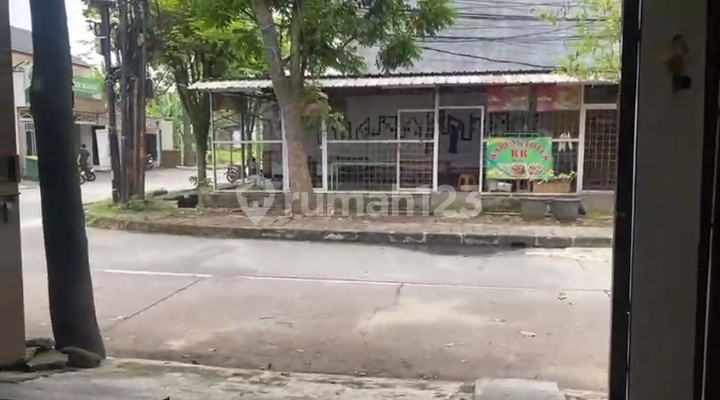 Disewakan Ruko 1 Lantai Dalam Komplek di Riung Bandung