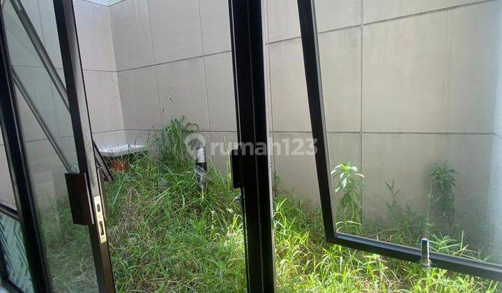 Disewakan Rumah Nyaman 2 Lantai Minimalis Siap Huni Di Podomoro Park  2