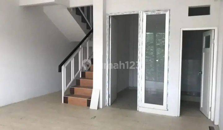 Disewakan Rumah Minimalis 3 Lantai Lingkungan Nyaman Siap Huni Di Cigadung Greendland Bandung 2