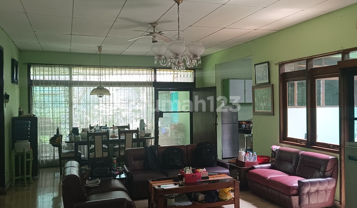 Rumah Lama Terawat Pusat Kota Sayap Sudirman Dekat Sekolah Dan Tol 1