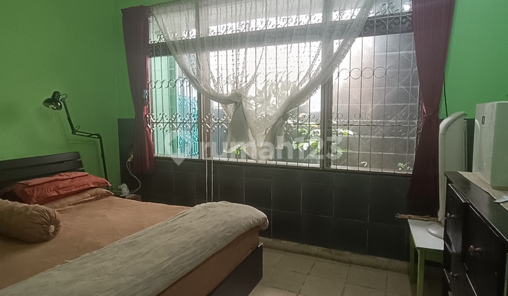 Rumah Lama Terawat Pusat Kota Sayap Sudirman Dekat Sekolah Dan Tol 2