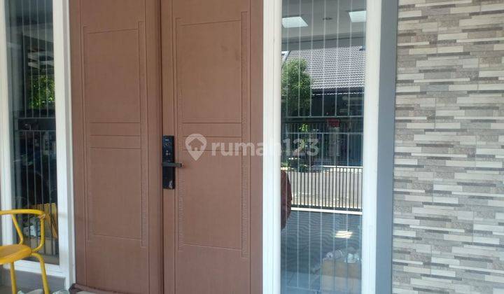 Rumah Asri Terawat 2 Lantai Semi Furnished Siap Huni di Batununggal Bandung 2