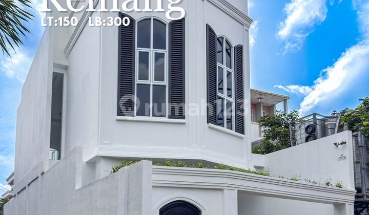Price Drop!!!House For Sale Kemang Rumah Brand New 3 Lantai, Design Mediteranian. Bebas Banjir
