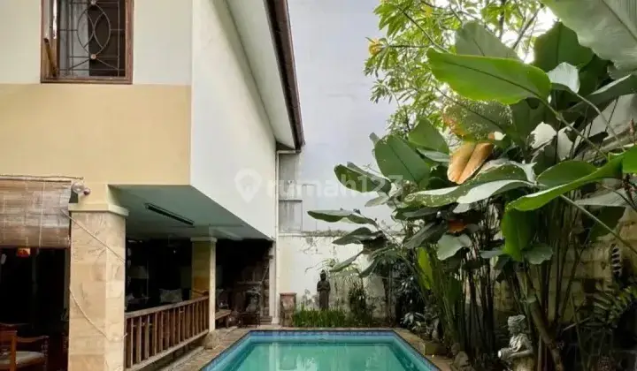 Kuningan Kawasan Elit, Bangunan 2 Lantai Terawat, Private Pool 2