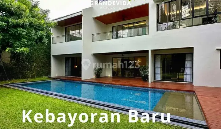 Kebayoran Baru Modern House 3 Lantai, Private Lift Private Pool 1