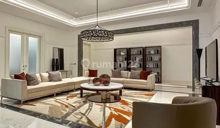 Sudirman Exclusive High End Low Rise Apartment, Selangkah Ke Bunderan Hi 2