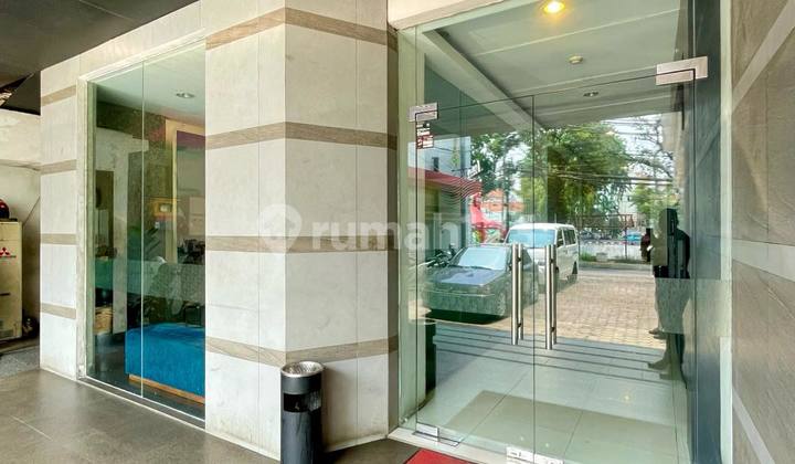 Price Drop!!! Pasar Baru / Central Jakarta For Sale Hotel Close to Pasar Baru and Government and Office Centers. 2
