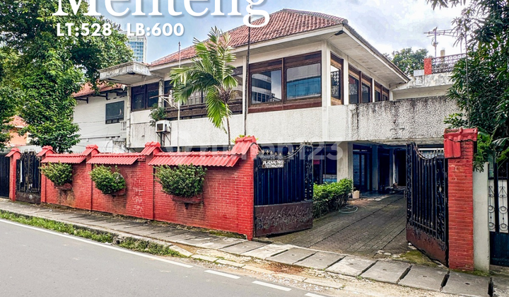 House For Sale Menteng Prime Area, Cocok untuk Hunian dan Renovasi