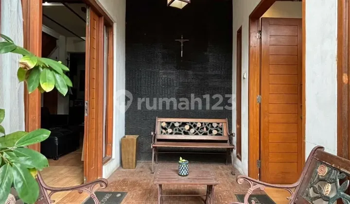 PASAR MINGGU BANGUNAN 2 LANTAI TERAWAT, LOKASI BEBAS BANJIR, AKSES 2 MOBI 2