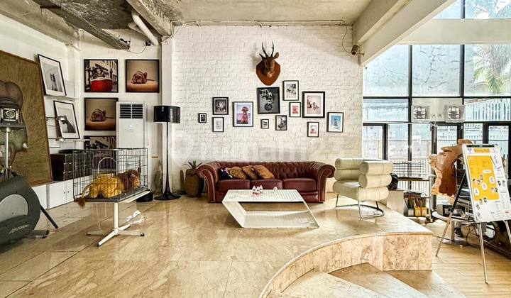 House For Sale in Kebayoran Baru at NJOP Price, Commercial Area, Suitable for Office, Business & Beauty Clinic, Near Senayan, Sudirman & Blok M Area 2