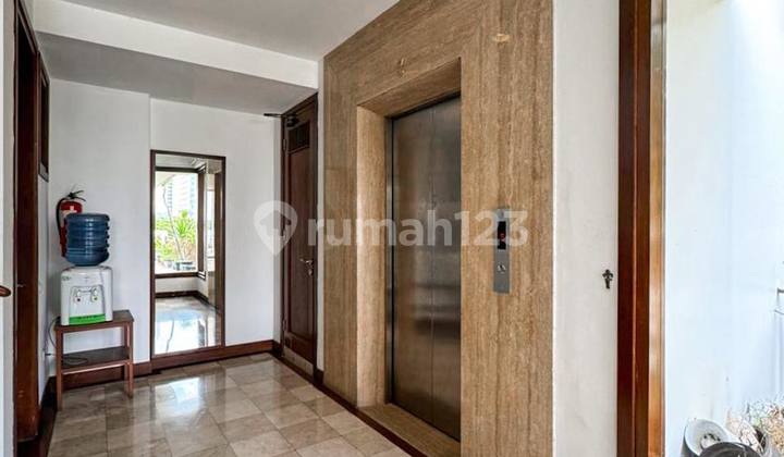 Exclusive Boarding House for Sale Cilandak Exclusive Boarding House 48 Rooms, Luxury Specs, Full Occupancy.