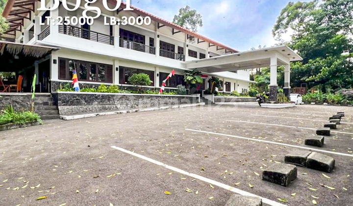 Hotel for Sale in Megamendung, Bogor: Well-Maintained Building, Fully Furnished, Beautiful Views of Mount Gede and Pangrango. Hotel for Sale in Megamendung, Bogor: Well-Maintained Building, Fully Furnished, Beautiful Views of Mount Gede and Pangrango.