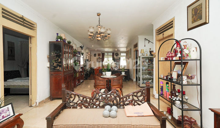 Rumah Hadap Timur SHM Dekat Lagoon Avenue Mall Bekasi Dibantu KPR J-36798 2