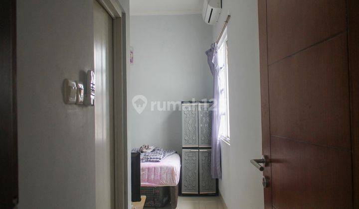 Rumah SHM 2 Lt Dibantu KPR 9 Menit ke BSD Plaza Siap Huni J23566 2